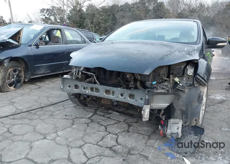 2014 Ford Focus Se z USA, uszkodzony, nr VIN 1FADP3F24EL447448